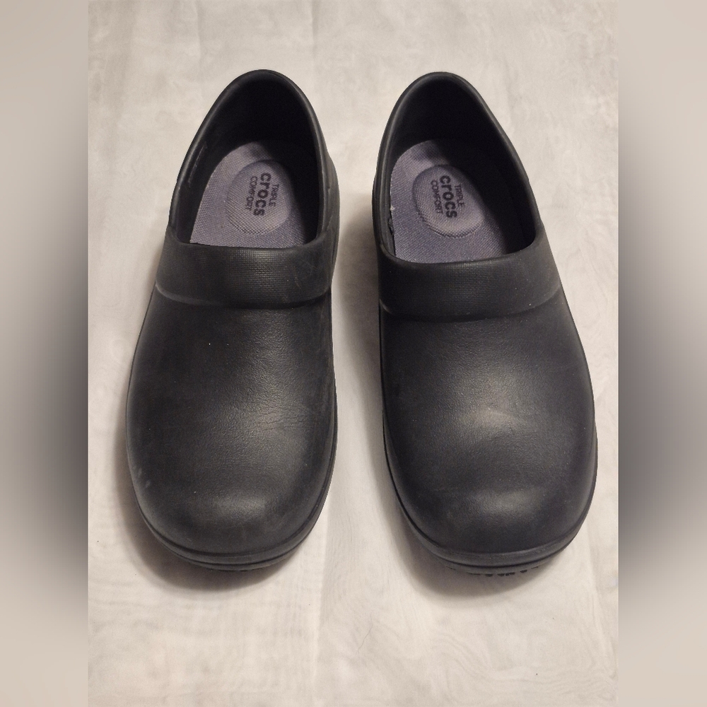 Women's Size 8W Black Crocs Clogs